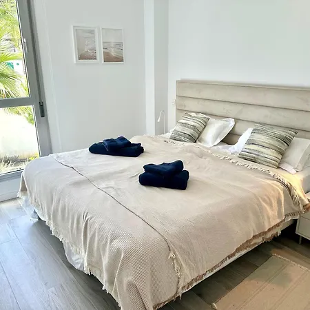 Oceana Views 3 Bedroom Apartament *